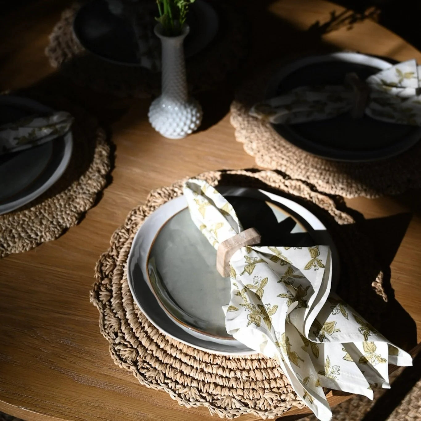 Trillium Napkins (Set of 4)